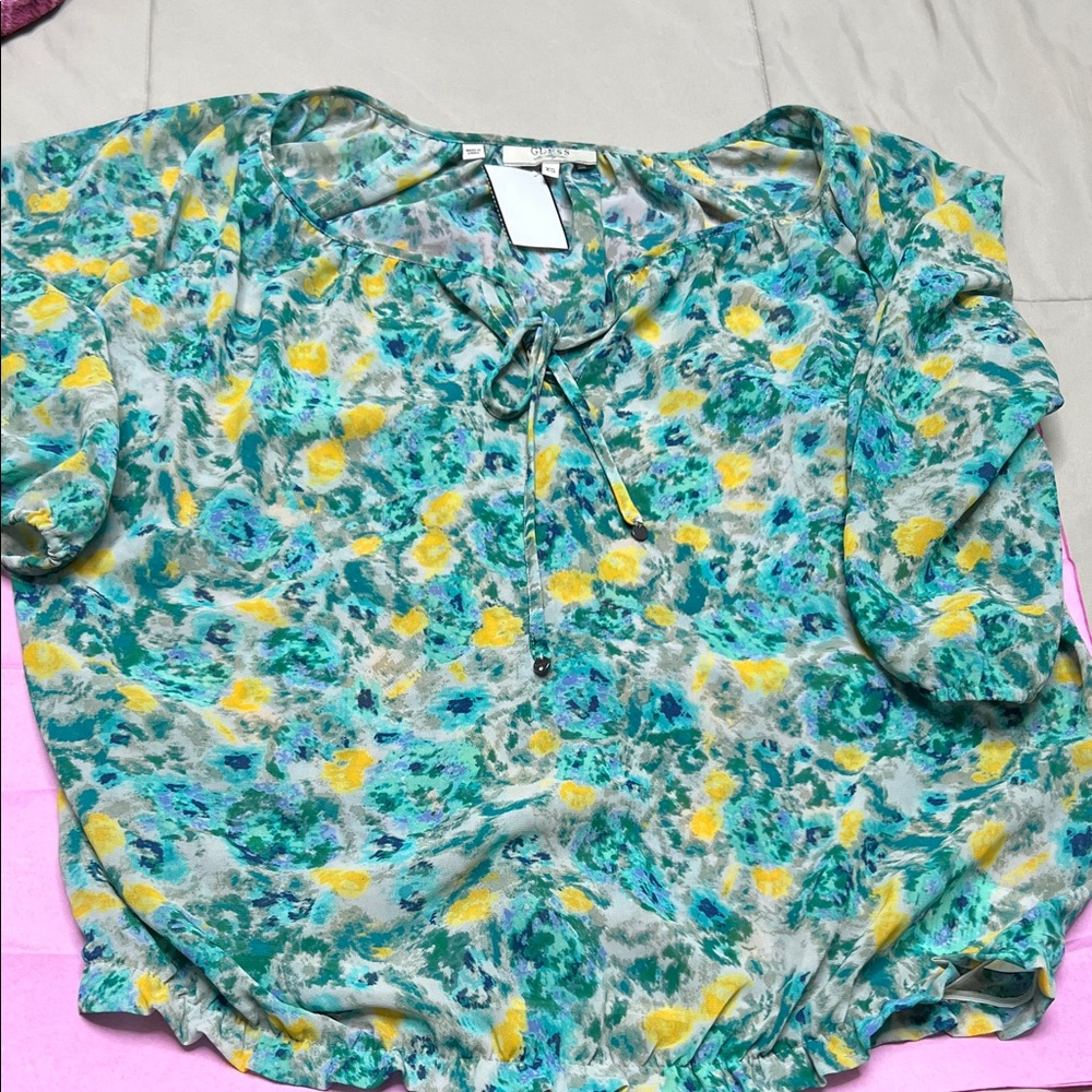 Guess Green and Yellow Floral Blouse